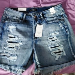 Judy Blue distressed shorts